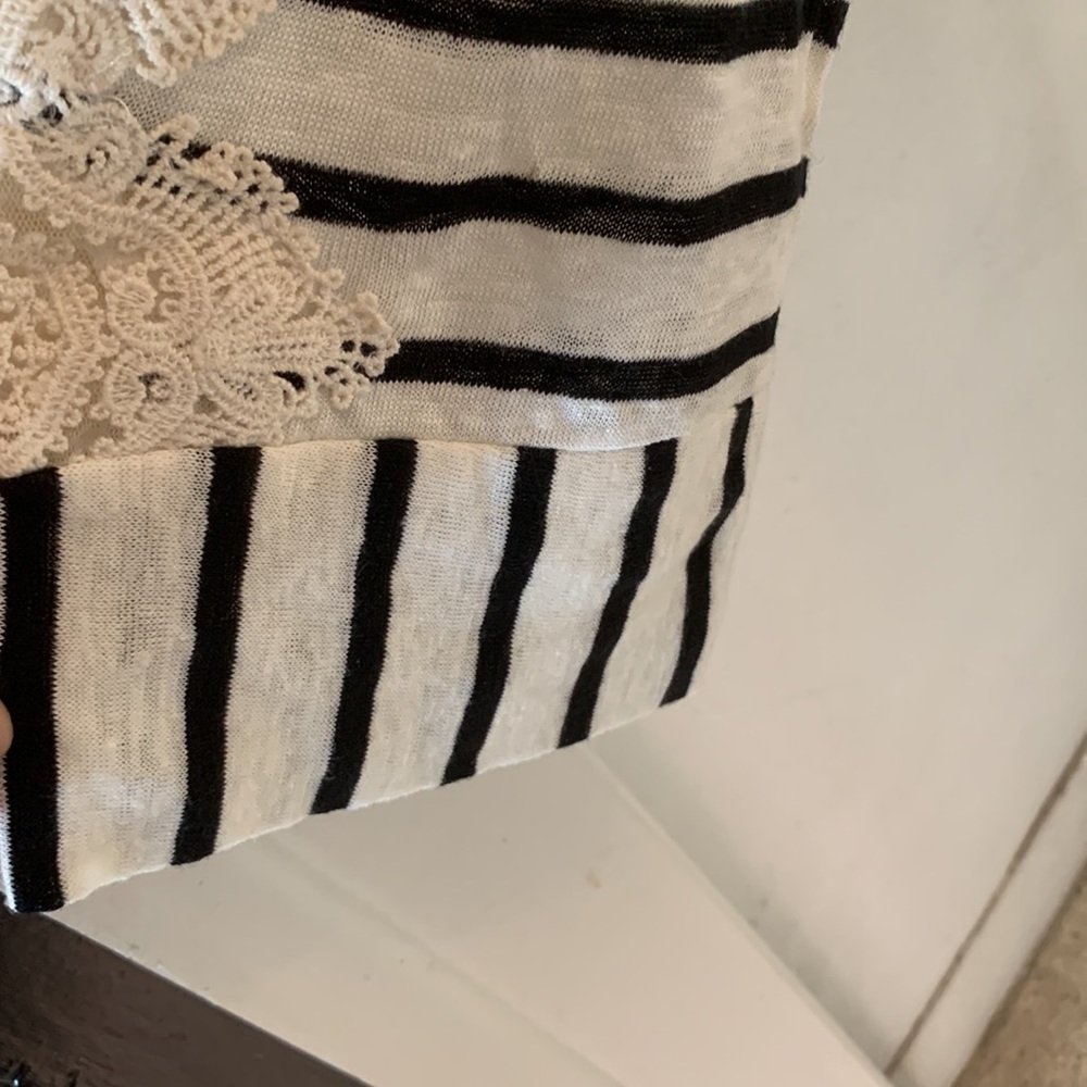 LAUNDRY - Picture 5 of 6